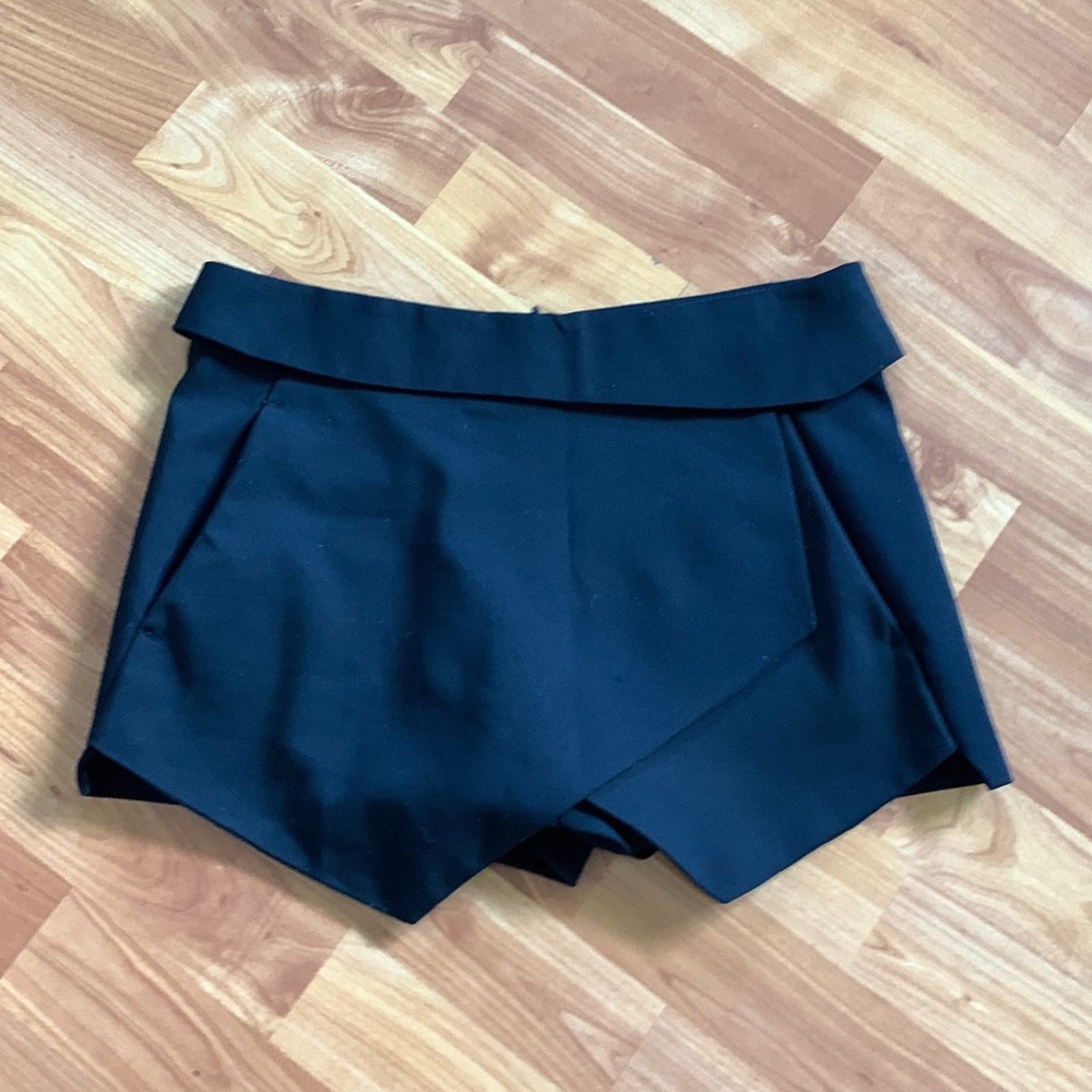 Zara Black Asynnetric Wrap Skort Shorts